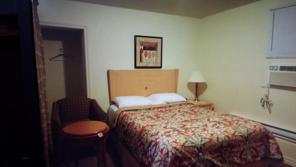 Star Inn By Elevate Rooms Niagara Bagian luar foto