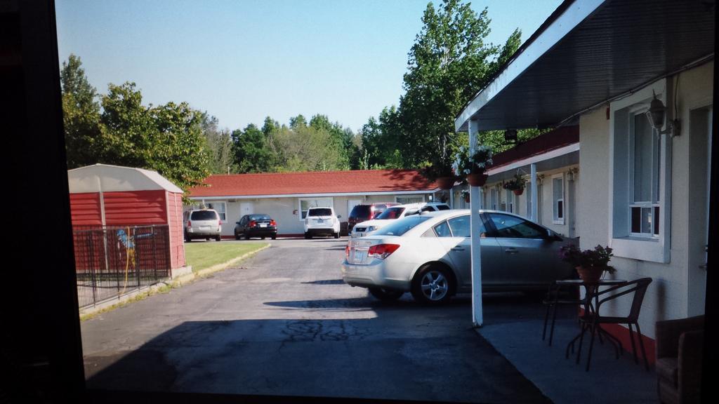 Star Inn By Elevate Rooms Niagara Bagian luar foto